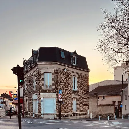 Panthere Rose, Parking -terrasse -5 Min Gare - Centre -rdc Apartman Épernay